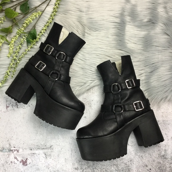 Dolls Kill Shoes - Dolls Kill Current Mood Dakota Platform Boots
